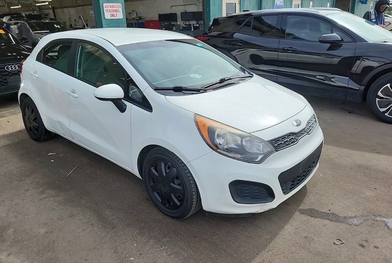 2014 KIA RIO LX